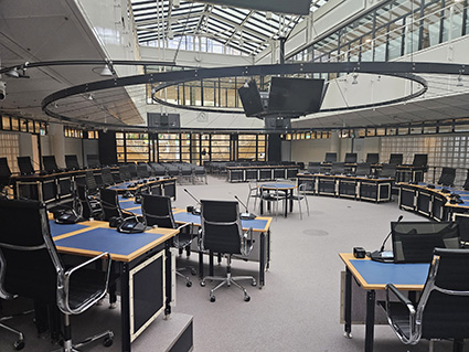 Raadzaal in het stadhuis in Apeldoorn