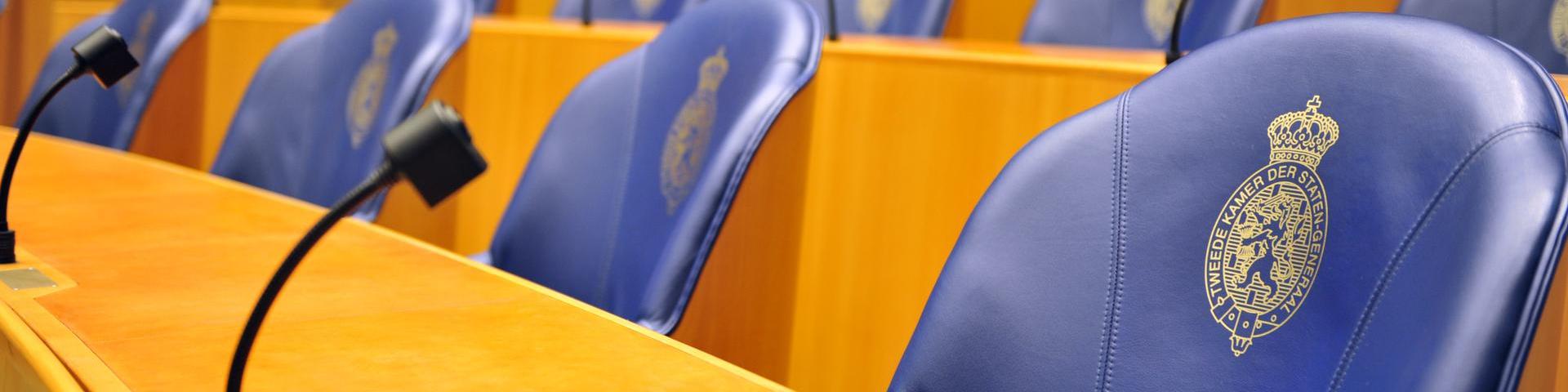 Stoelen in de Tweede Kamer